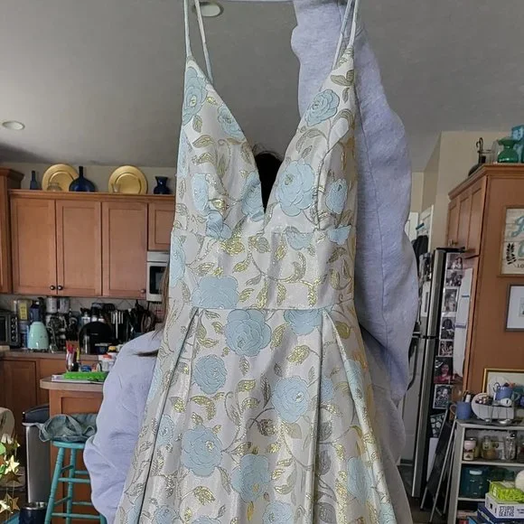 SAY YES TO THE PROM DRESS | Dresses | Petite 112 Gorgeous Floor Length  Floral Prom Dress | Poshmark